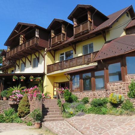 Prima Porta Vendeghaz Hotel Balatonalmádi Exterior foto